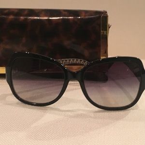 Tory Burch Sunglasses with case